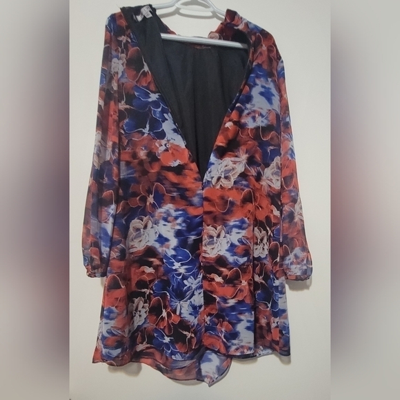 Jennifer Lopez Urban Allure Floral Tie Neck Chiffon Dress - Picture 7 of 8